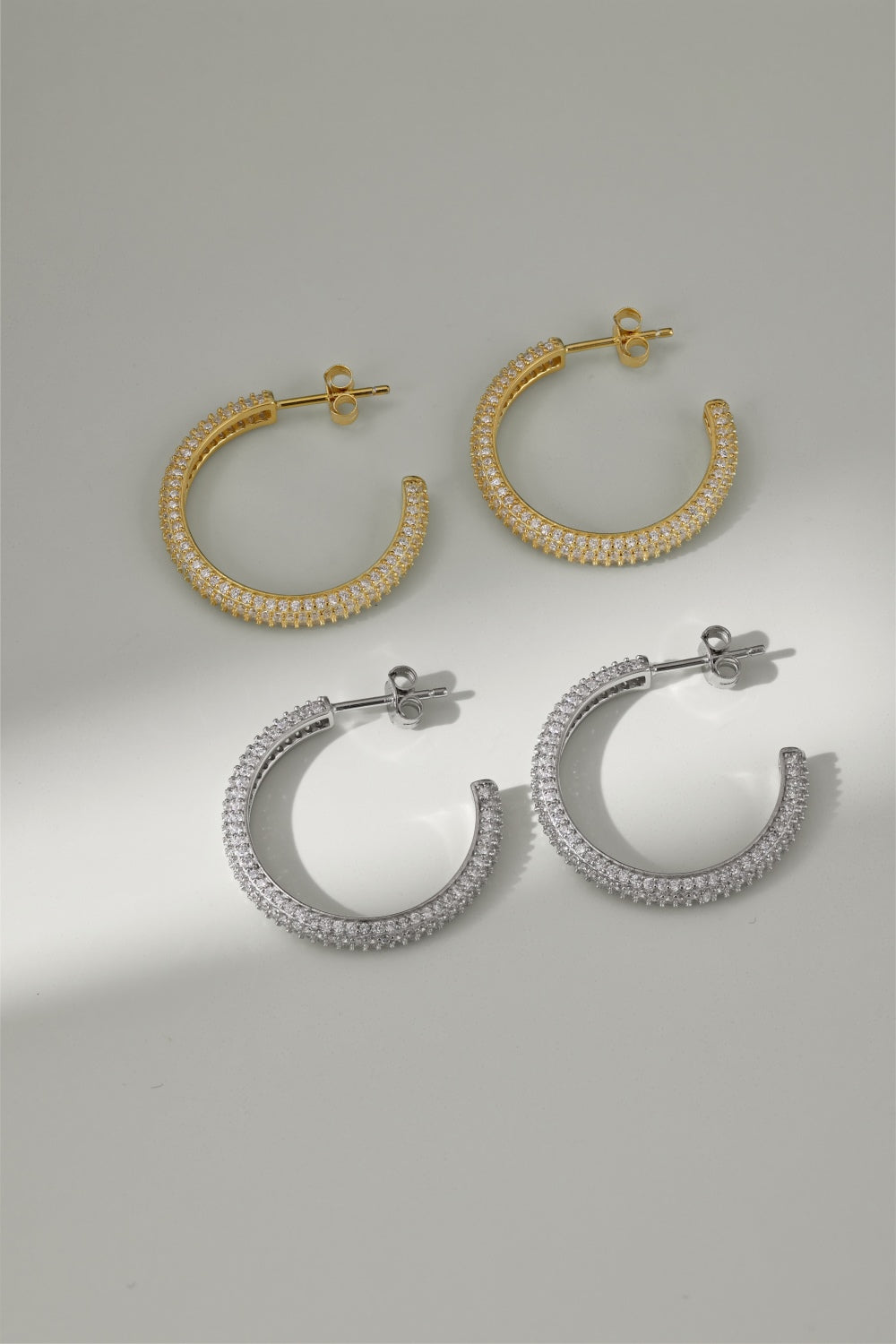 Win Hoop Maxi / Gold Zirconia