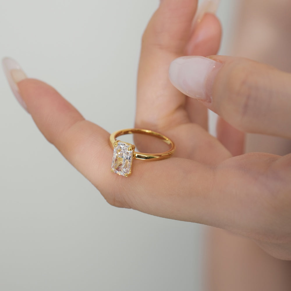 Classic Solitaire Crushed Ice Ring Plain band