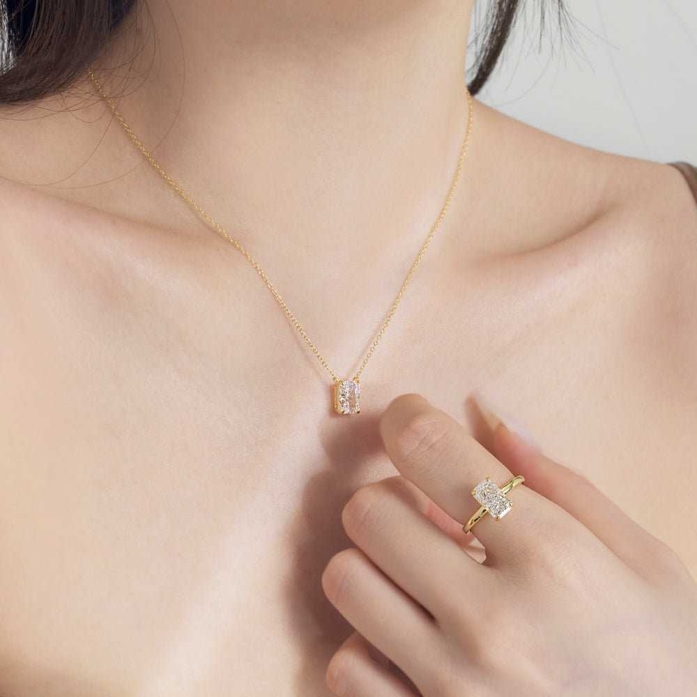 Classic Emerald Cut Necklace Crushed Ice
