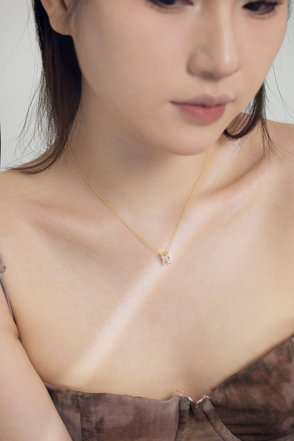 Classic Emerald Cut Necklace Crushed Ice