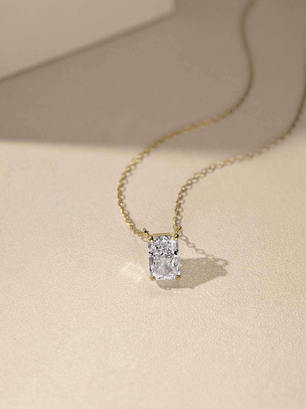 Classic Emerald Cut Necklace Crushed Ice
