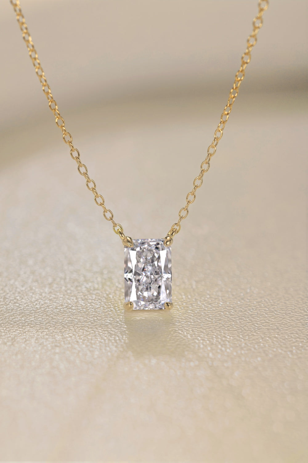 Classic Emerald Cut Necklace Crushed Ice